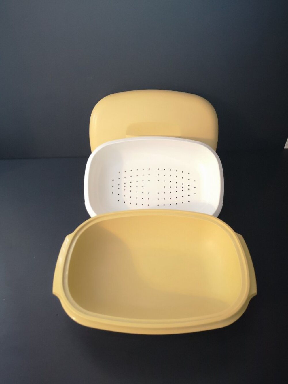 Vtg. Tupperware 3 Piece Microwave Steam & Re-heat Dish Harvest Gold #1273-6 Oval